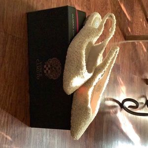 Vince Camuto size 8 1/2 shearling flat